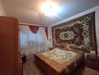 Продам квартиру 66 кв. м., 1/14, Итальянский бул. /Французский бул.