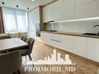 Vă propunem spre vânzare acest apartament cu 2 camere și living, ...