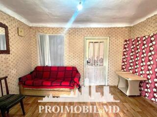 Vă propunem spre vânzare aceast apartament la sol în Centru, str. ...