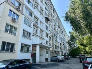 Apartament cu 2 camere, Centru.