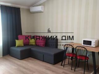 Пропонуеться в оренду 1 кімнатна квартира студіо метро Лісова вул ...
