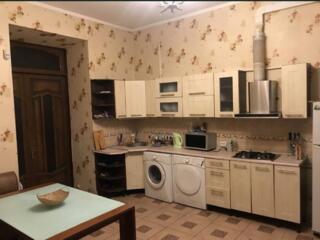 Предлагается к продаже 3 комнатная квартира в Лузановке. Общая ...