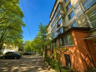 Apartament cu 2 camere, Botanica.