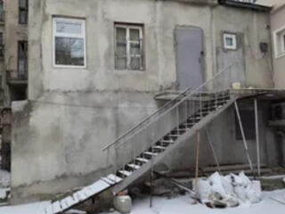 Продам квартиру на земле (домик) в центре города (ул.Б.Арнаутская)