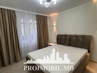 Vă propunem spre vânzare apartament cu 2camere și living, sect. ...
