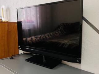 Продам телевизор TOSHIBA LED TV.