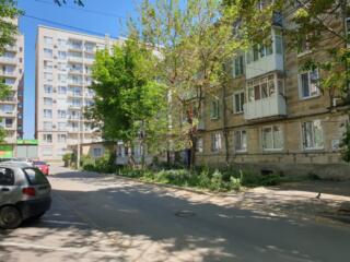 Apartament cu 2 camere, Botanica.