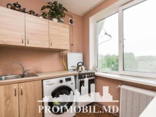 Vă propunem spre vânzare apartament cu 2camere, sect. Botanica, str. .