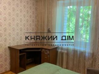 Оренда 3 кімнатна квартира в Солом'янському районі, Святошинський