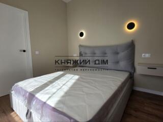 Без комісії! Продаж 2-х кімнатної квартири студіо в клубному будинку .