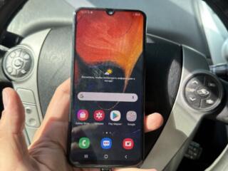 Samsung a50 64gb