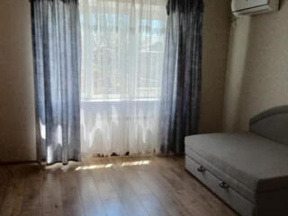 Продам квартиру - студию 19 кв. м., 3/5, Лузановка.