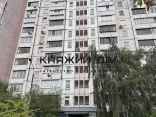 Продаж 3-кімнатної квартири м. Позняки по вул. Анни Ахматової, 15. ...