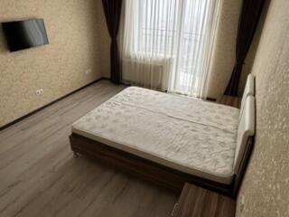 Здам 1кв, 47кв. м., на Середньофонтанській