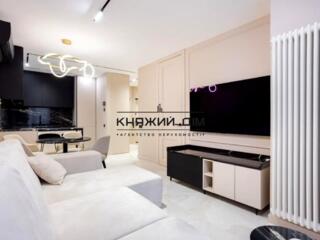 Є Генератор, ІНВЕРТОР ! Продаєж кімнатна квартира в Дарницькому ...