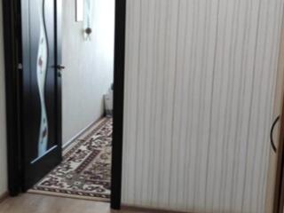 Продам двух комнатную квартиру