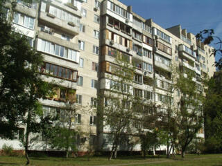 Київ, Оболонь, Зої Гайдай вул., 9/8 Продаж 1-к квартири 35.5кв. м.