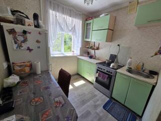 Продам 2-комн квартиру на Космонавтов/ Инглези