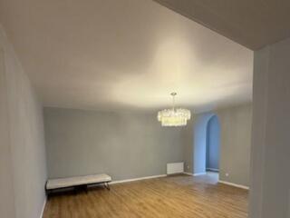 Продам квартиру 94 кв. м., 2/3, ул. Пушкинская/Успенская.