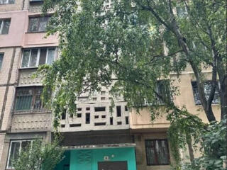 2-комнатная квартира в газовом доме на Заболотного!