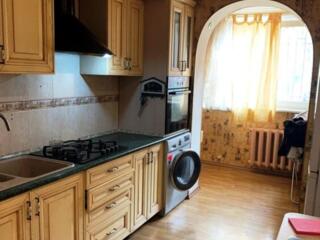 Продам 3-комн квартиру на Ак. Вильямса/ Сильпо