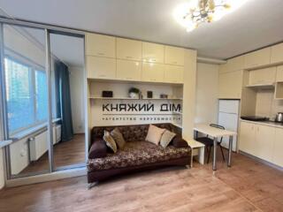 Русовой Софії вул.3, метро Осокорки новобудова.Зручний 3 поверх, ...