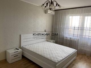 Відмінна 1-кімнатна квартира в новому будинку м. Дорогожичі. вул. ...