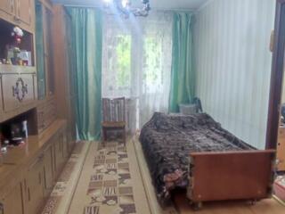 Ленинский, 2-комнатная квартира, 3/5эт., 38,6/23,7/6,8, балкон 3м