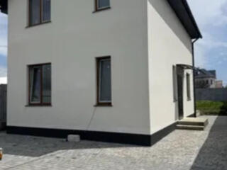 Продам новий 2-х поверховий будинок в с.Корсунці (1 км від Одеси, р-н 