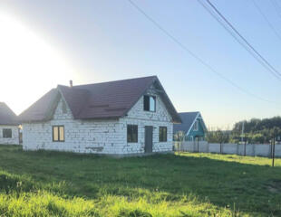 Продається  житловий будинок у Васильківському районі, село Перевіз, .