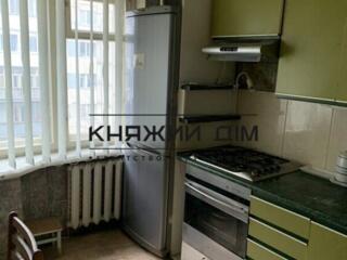 Продається затишна двокімнатна квартира в самому серці Києва, ...