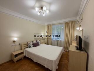 Продаж 3-кімнатної квартири в Солом'янському районі за адресою ву