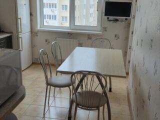 Посуточно 2 ком. квартира в Одессе для 4-5 человек Радужный