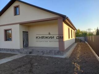 Продаж сучасного будинку в м. Гостомель, вул. Сонячна. Площа будинку .