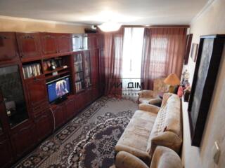 Пропонується в оренду 2-х к.кв. по бульв. Перова 13, 50/30/8 кв. м, ..