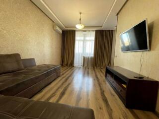 Продам 3-к квартиру (77м2) с ремонтом на пр. Мануйловский (Воронцова)