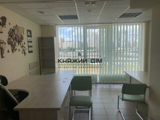 Пропонується в оренду  офісне приміщення в БЦ Паралель за адресою ...