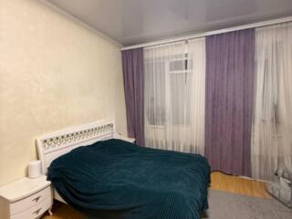 Продам 1 комнатную квартиру в центре