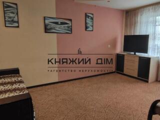2-кімнатна квартира | сонячна сторона | затишний двір  Пропонується ..
