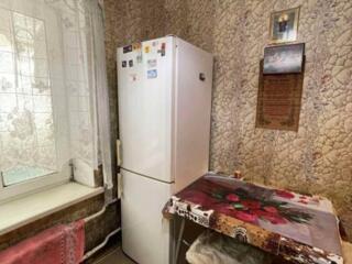Продам 2 комнатную квартиру.