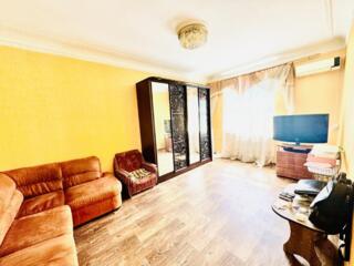 Продажа 2х комнатной квартиры! Пр. Центральный - 8 Марта!