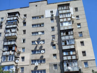 Продам 2-комнатную квартиру в кирпичном доме, Бугаёвская / Михаила ...