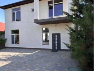 Новий 2-х поверховий будинок 180 кв. м Київський район