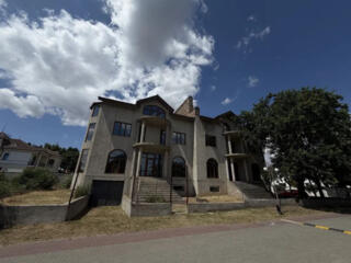 Продам трехэтажный кирпичный дуплекс 1150 кв. м., Тартус.