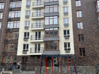 Продам 1-комнатную квартиру в ЖК 