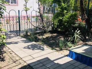 Продаю светлую двухкомнатную квартиру. по ул. Дальницкая