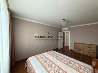 Оренда 1 кімнатної квартири ЖК Manhattan City по вул. Берестейський ..
