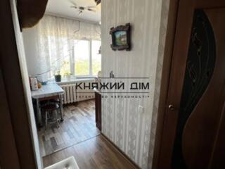 Продаж 1 кімнатної картири по Харківському шосе 21. Квартира ...