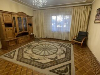 Продам дом 362 метра, 10 соток. Царское село