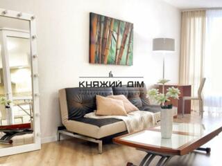 Оренда 2-х к.кв. в в центрі, по вул. Дмитрівська 60/19 (кут ...